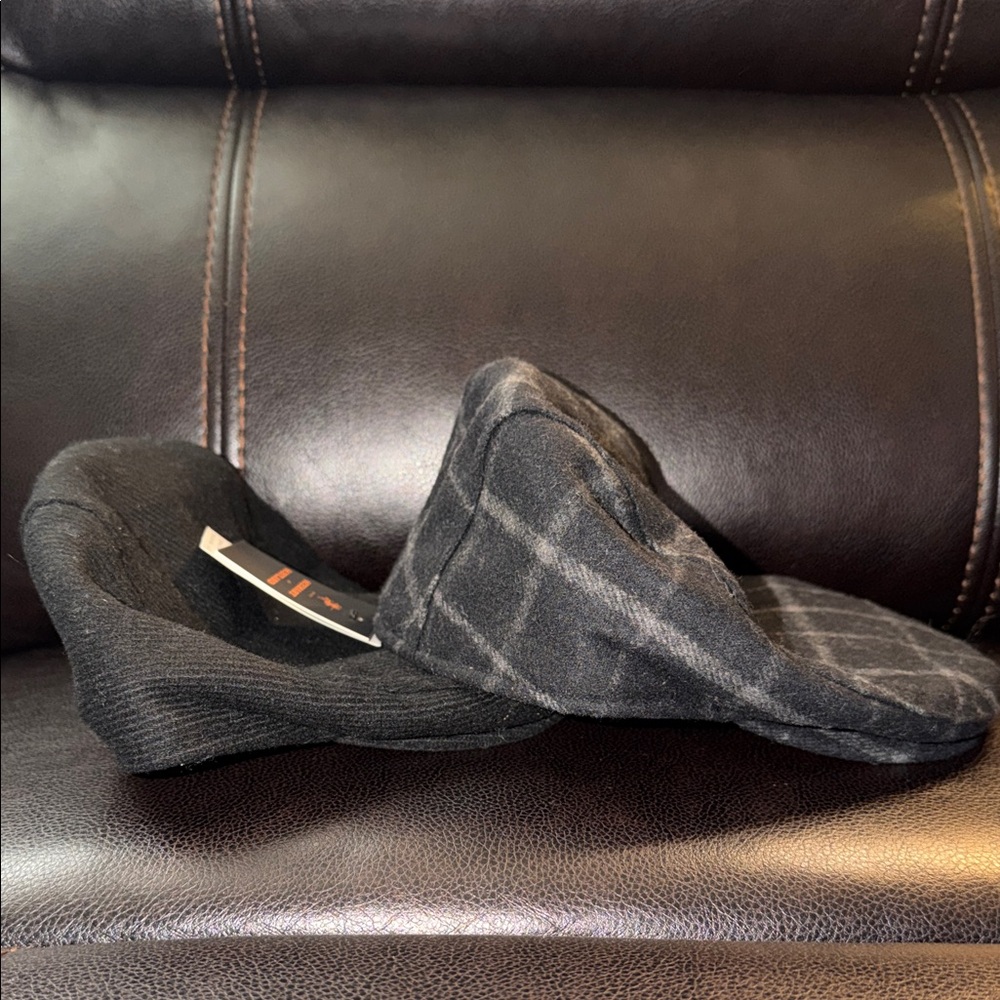 Stewart of Scotland Hats   Size S/M. Set Of 2.  A Black One And Black/grey